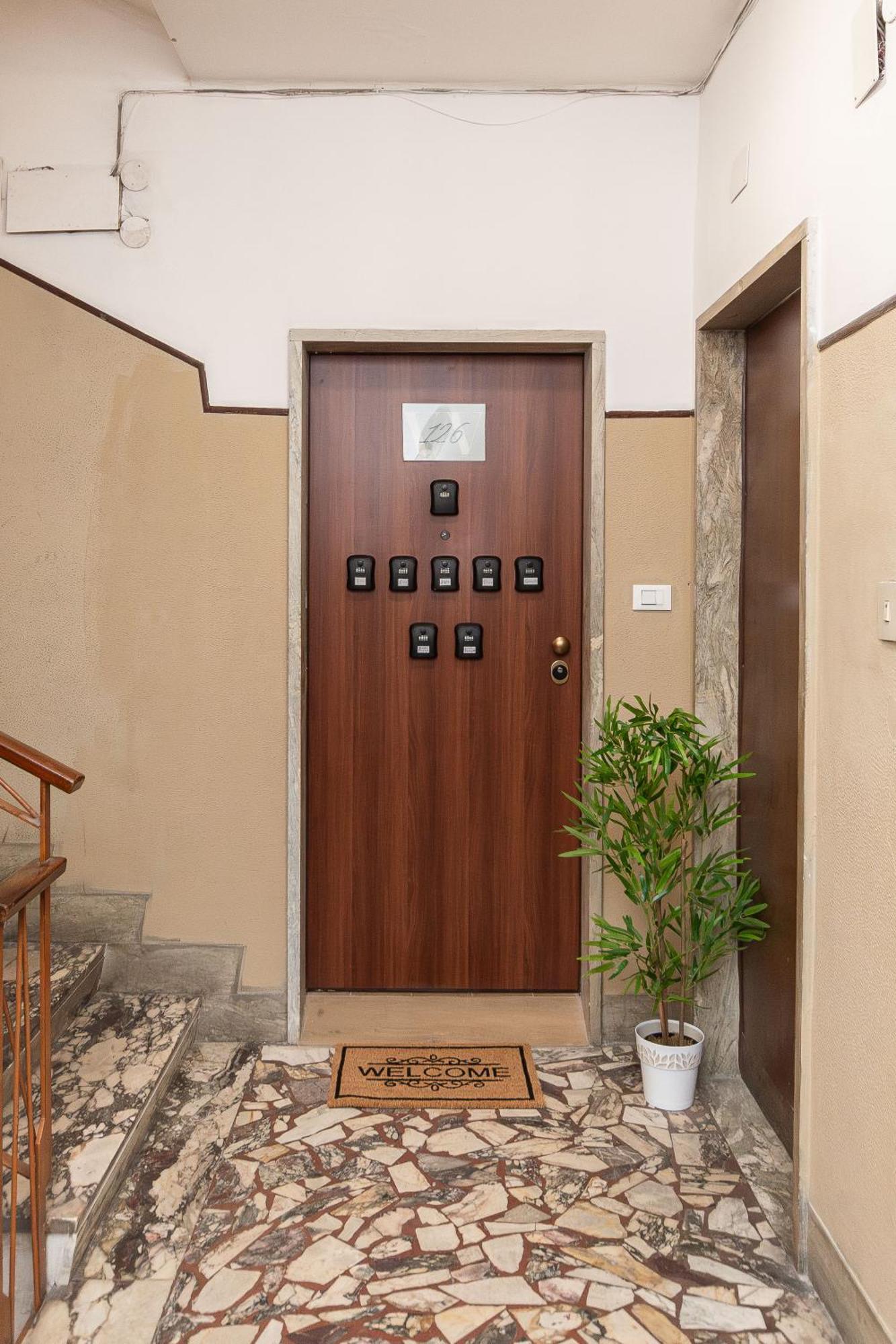 Vittorioveneto126 Bed and Breakfast La Spezia Buitenkant foto